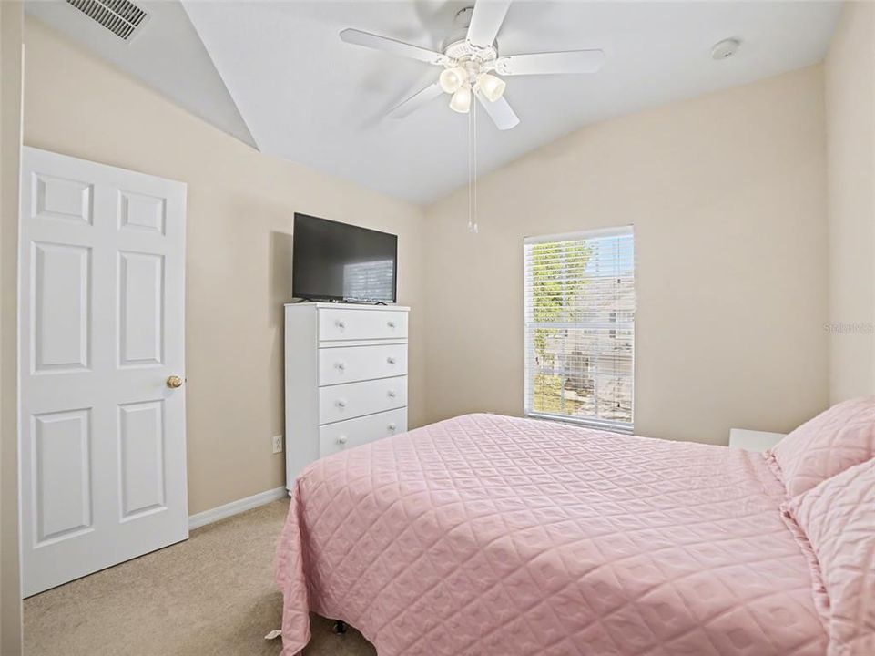 For Sale: $265,000 (3 beds, 2 baths, 1461 Square Feet)