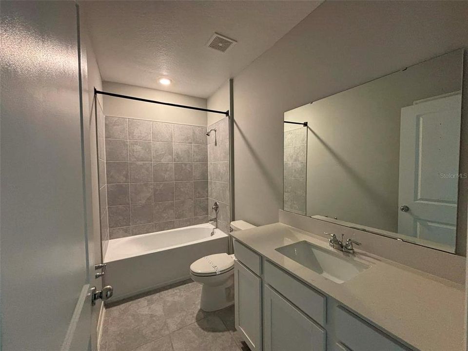 Active With Contract: $2,000 (4 beds, 2 baths, 1935 Square Feet)