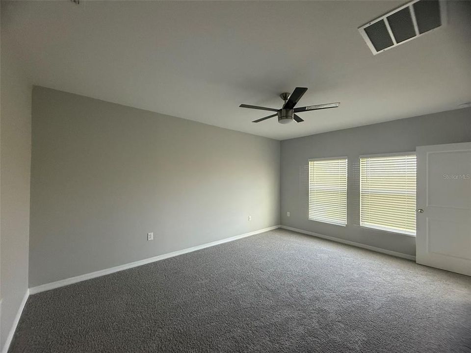 Active With Contract: $2,000 (4 beds, 2 baths, 1935 Square Feet)