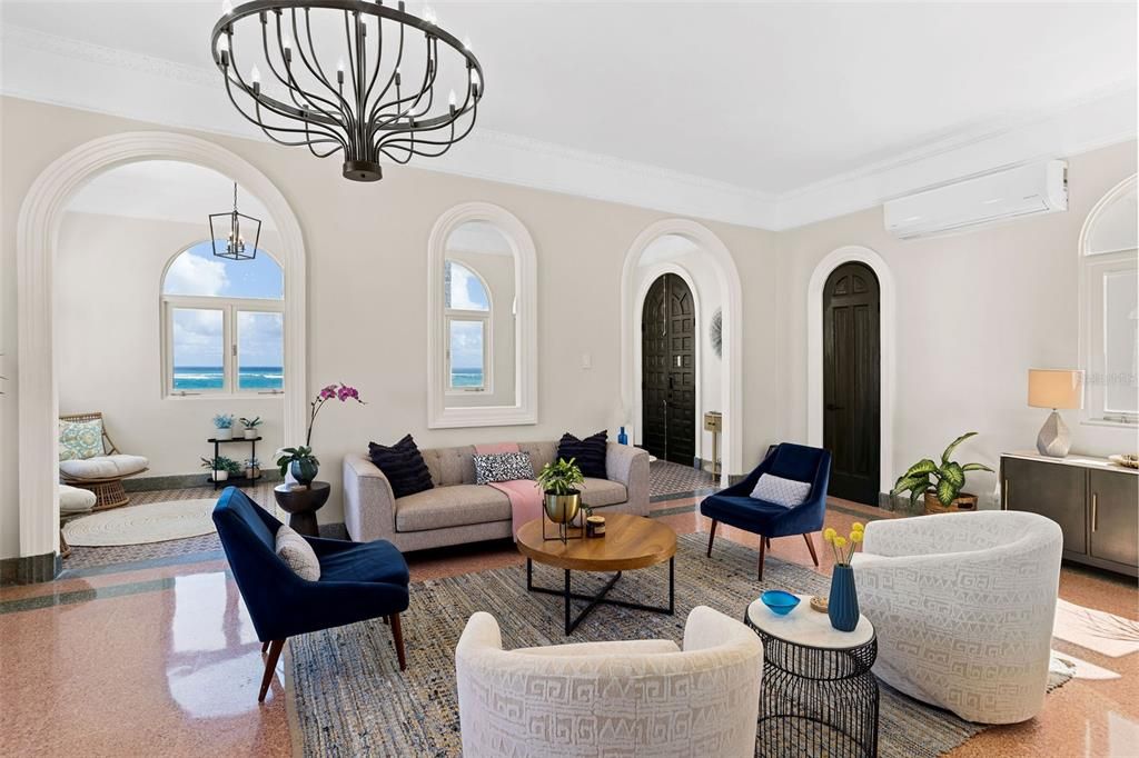 На продажу: $4,640,000 (6 спален, 5 ванн, 5200 Квадратных фут)