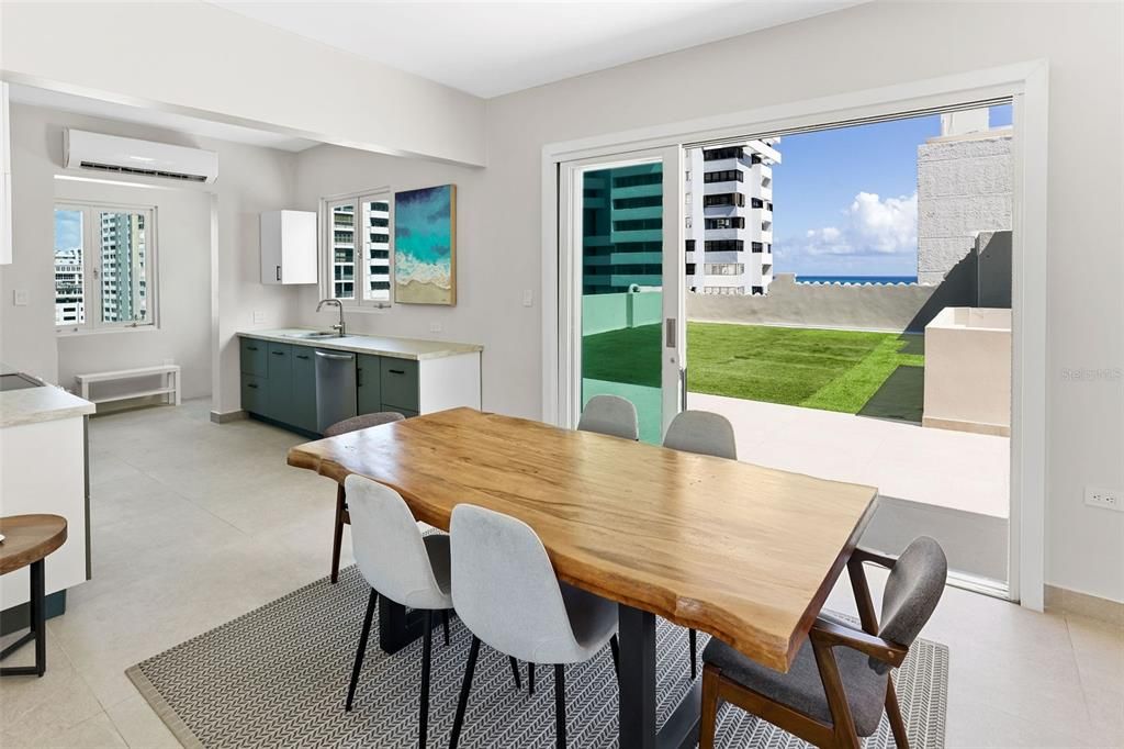 На продажу: $4,640,000 (6 спален, 5 ванн, 5200 Квадратных фут)