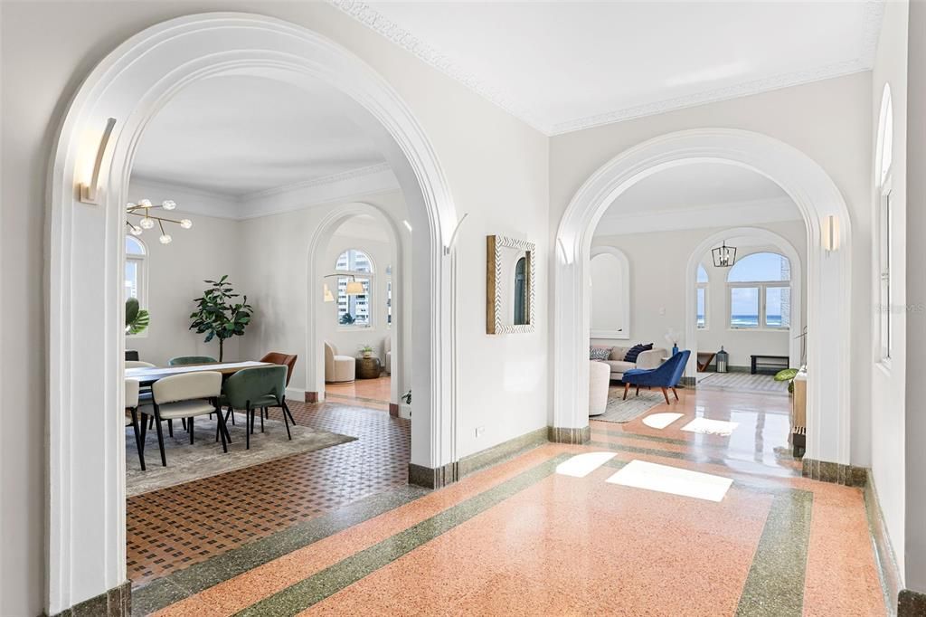 На продажу: $4,640,000 (6 спален, 5 ванн, 5200 Квадратных фут)