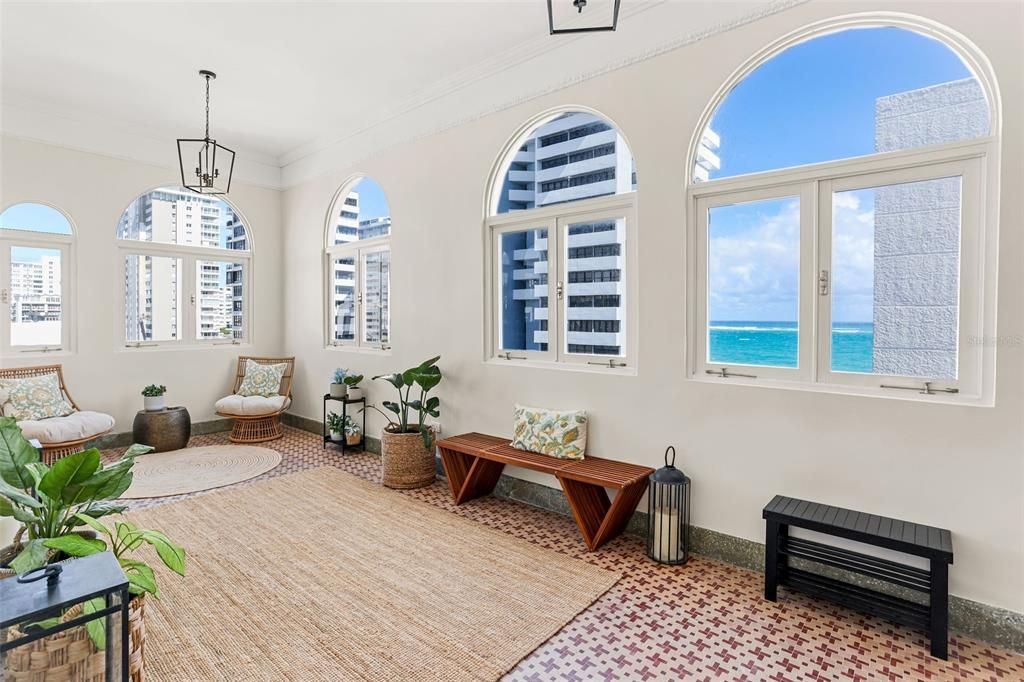 На продажу: $4,640,000 (6 спален, 5 ванн, 5200 Квадратных фут)