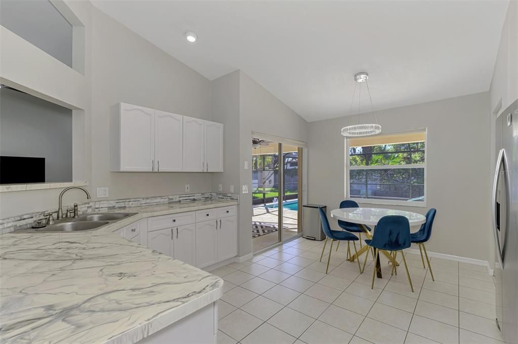 Active With Contract: $464,900 (2 beds, 2 baths, 1690 Square Feet)