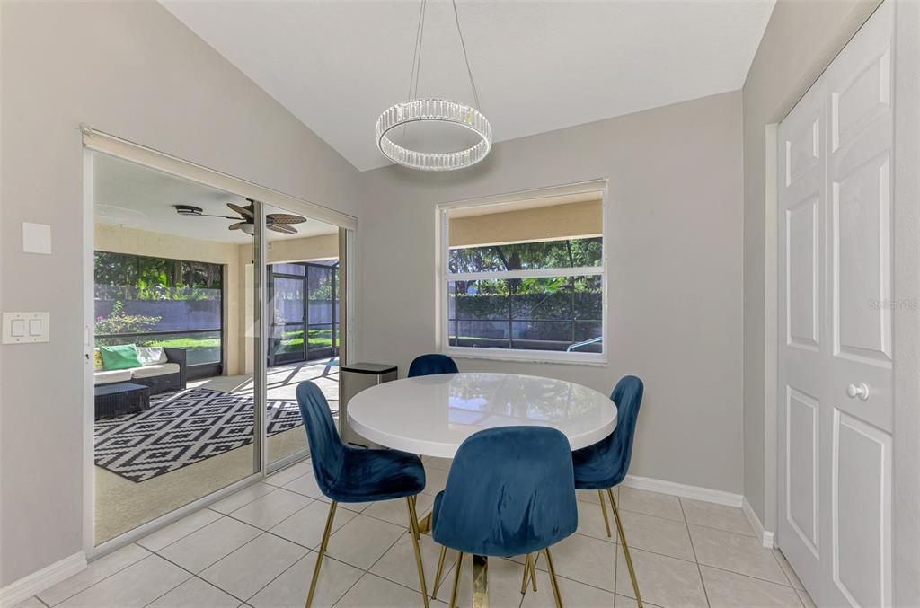 Active With Contract: $464,900 (2 beds, 2 baths, 1690 Square Feet)