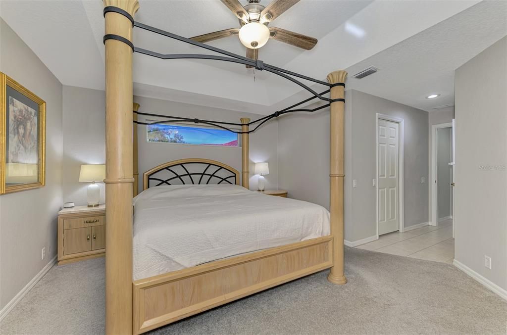 Active With Contract: $464,900 (2 beds, 2 baths, 1690 Square Feet)