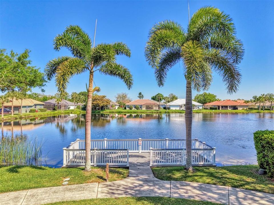 Active With Contract: $464,900 (2 beds, 2 baths, 1690 Square Feet)