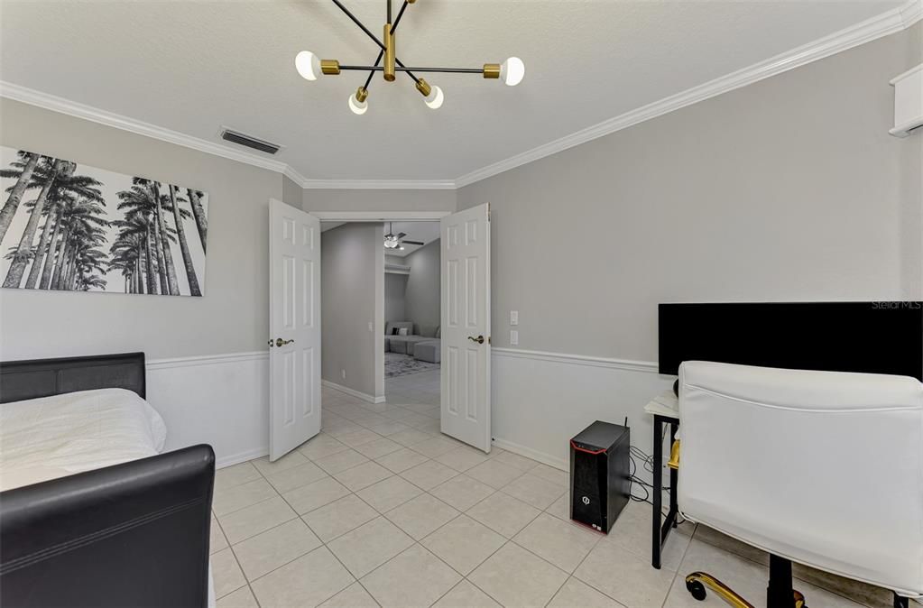 Active With Contract: $464,900 (2 beds, 2 baths, 1690 Square Feet)