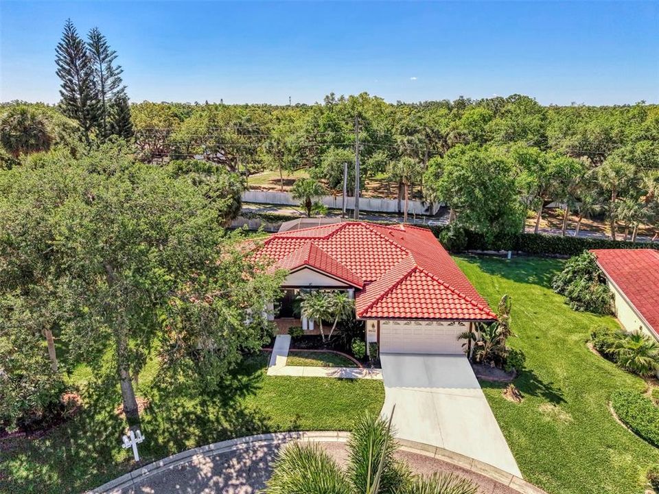 Active With Contract: $464,900 (2 beds, 2 baths, 1690 Square Feet)