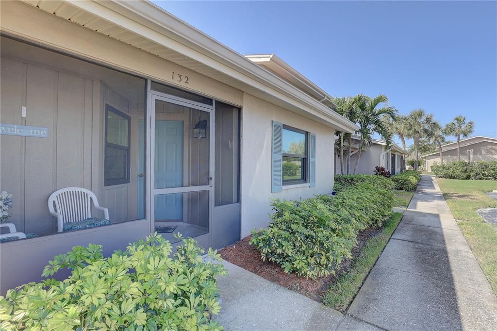 Activo con contrato: $165,000 (2 camas, 2 baños, 995 Pies cuadrados)