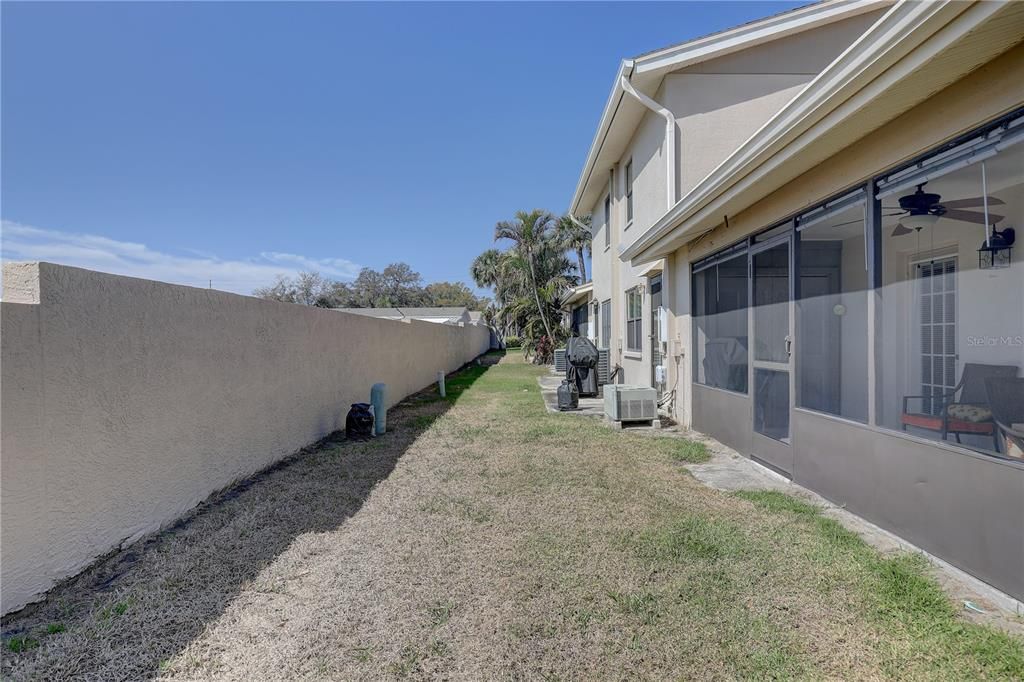 Activo con contrato: $165,000 (2 camas, 2 baños, 995 Pies cuadrados)