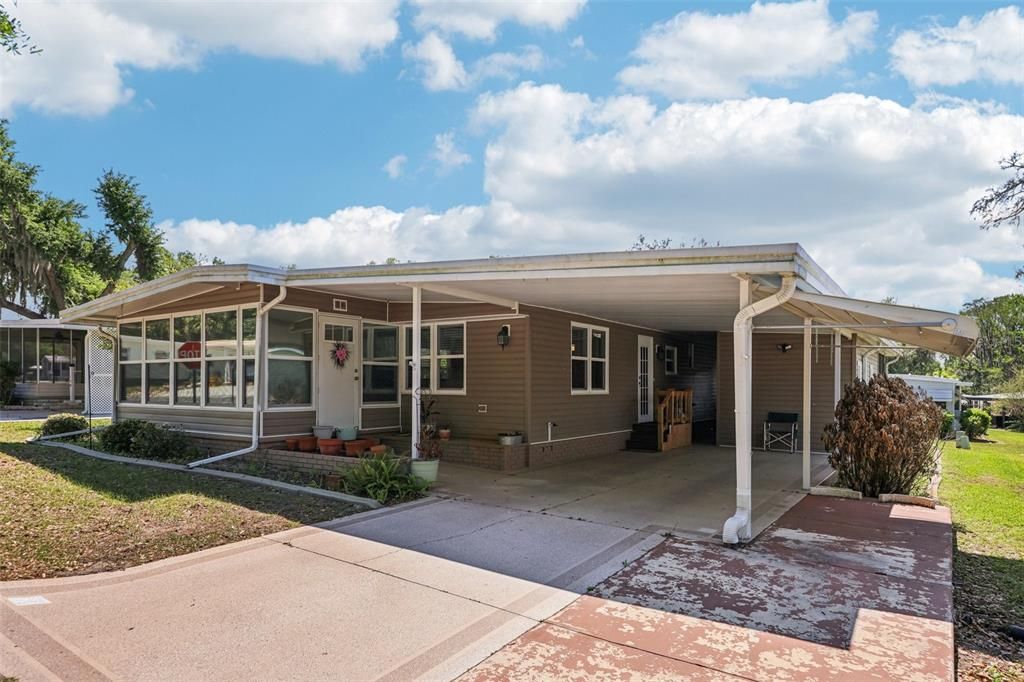 For Sale: $160,000 (2 beds, 2 baths, 1200 Square Feet)