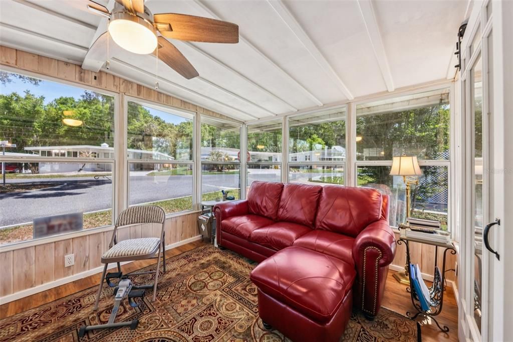 For Sale: $160,000 (2 beds, 2 baths, 1200 Square Feet)