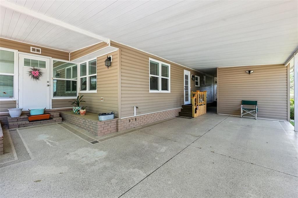 For Sale: $160,000 (2 beds, 2 baths, 1200 Square Feet)