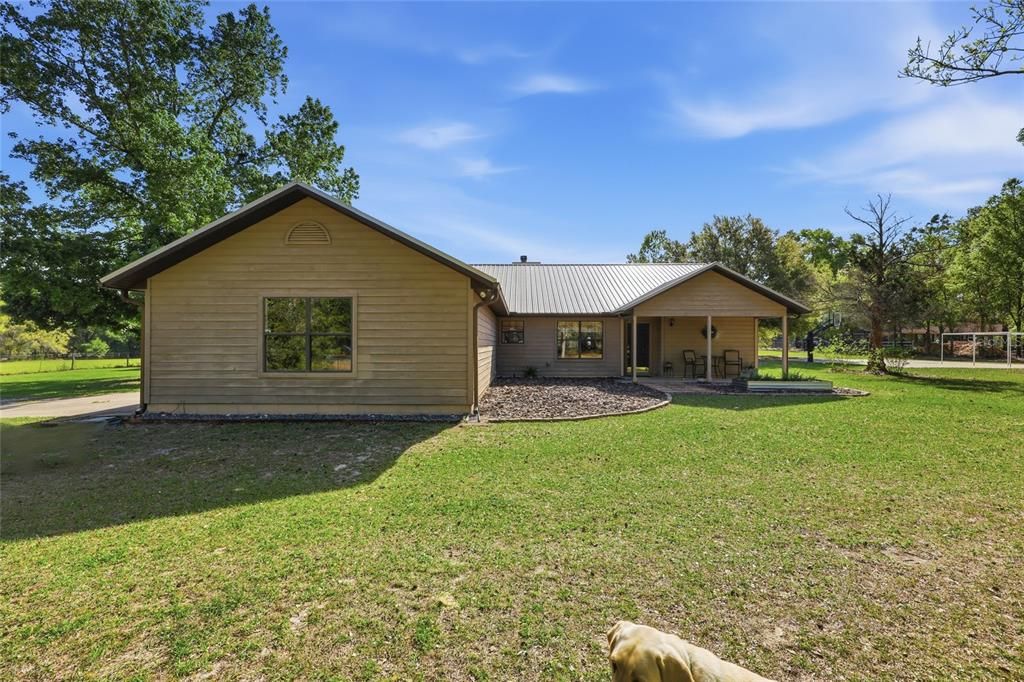 For Sale: $620,000 (3 beds, 2 baths, 2115 Square Feet)