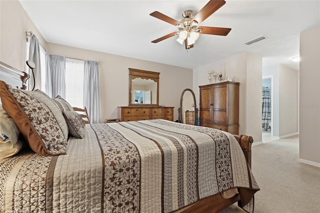 For Sale: $620,000 (3 beds, 2 baths, 2115 Square Feet)