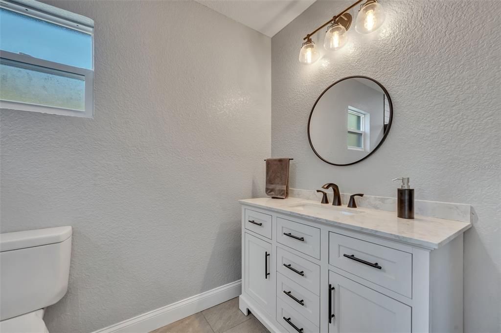 For Sale: $885,000 (6 beds, 4 baths, 3213 Square Feet)