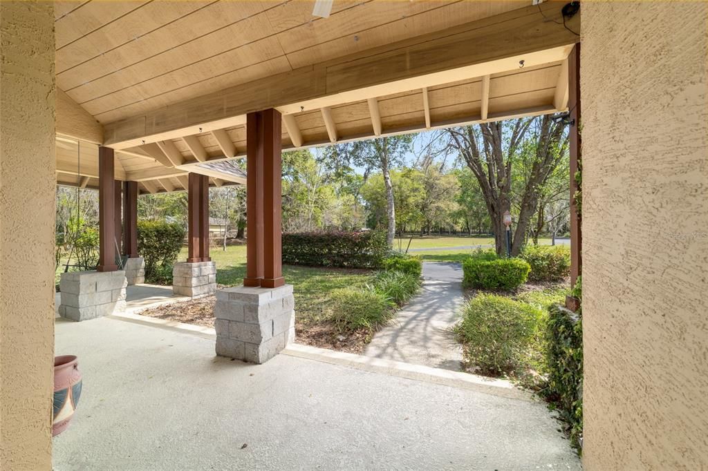 待售: $1,600,000 (5 贝兹, 5 浴室, 4458 平方英尺)