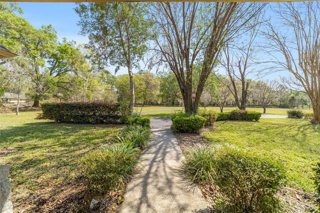 待售: $1,600,000 (5 贝兹, 5 浴室, 4458 平方英尺)