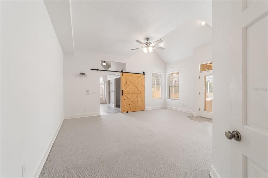 待售: $1,600,000 (5 贝兹, 5 浴室, 4458 平方英尺)