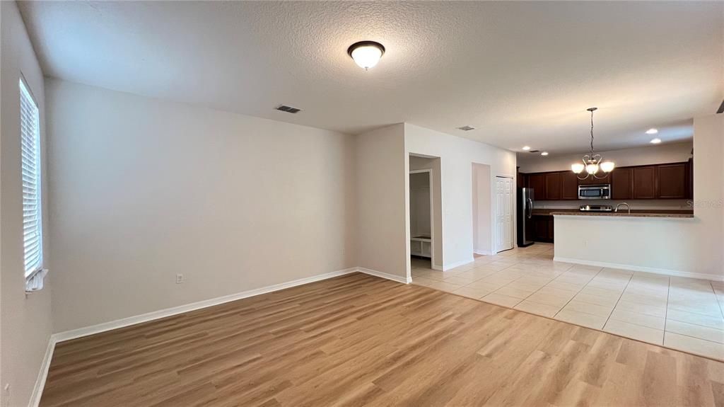 Active With Contract: $2,350 (4 beds, 2 baths, 2721 Square Feet)