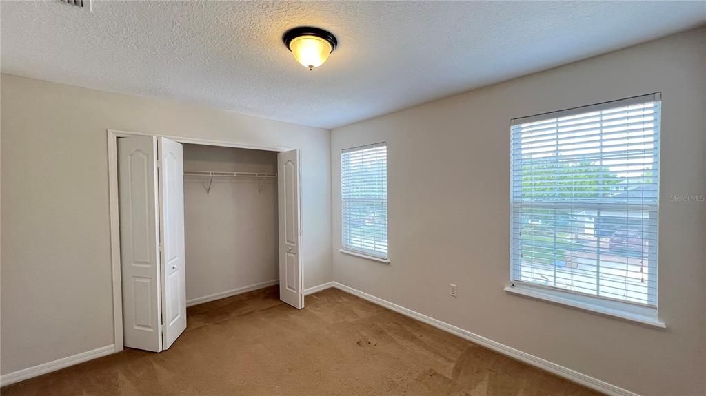 Active With Contract: $2,350 (4 beds, 2 baths, 2721 Square Feet)