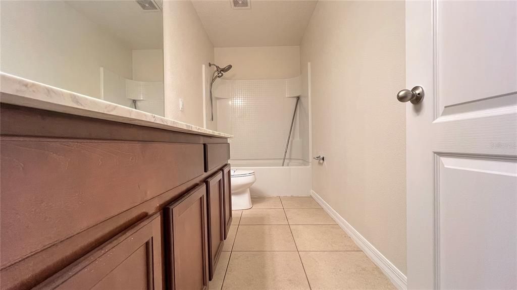 Active With Contract: $2,350 (4 beds, 2 baths, 2721 Square Feet)