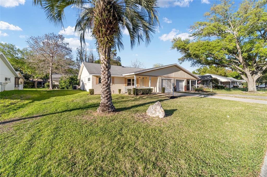 待售: $129,900 (2 贝兹, 2 浴室, 1484 平方英尺)