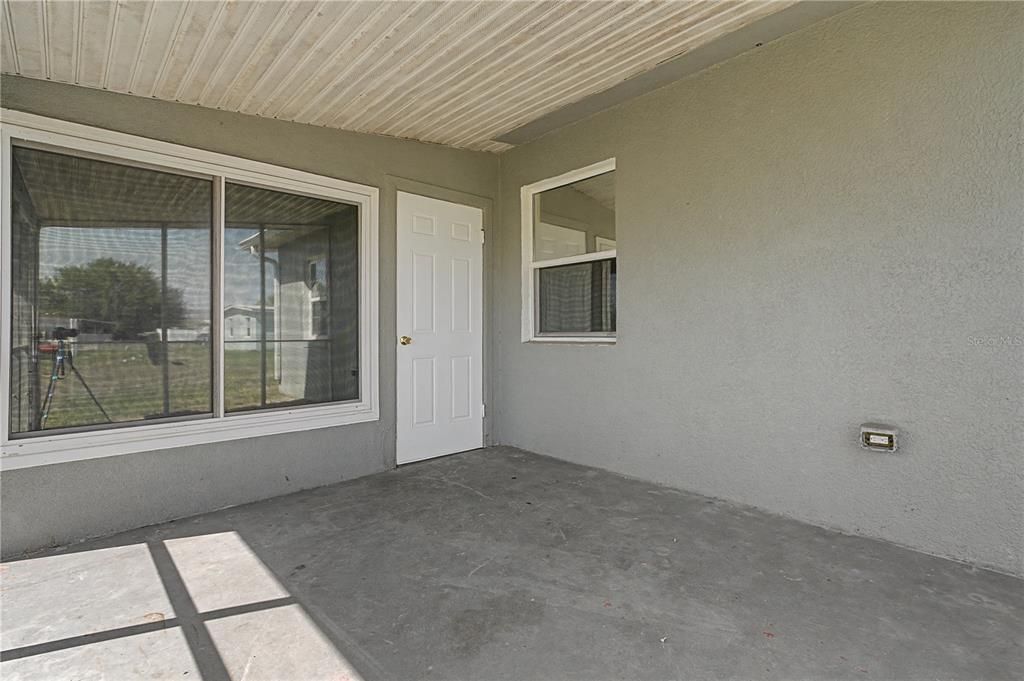 Activo con contrato: $164,500 (2 camas, 1 baños, 946 Pies cuadrados)