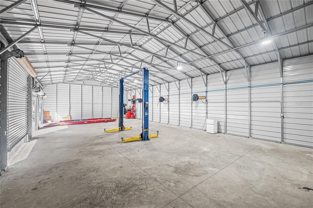 En Venta: $1,080,000 (4 camas, 2 baños, 2388 Pies cuadrados)