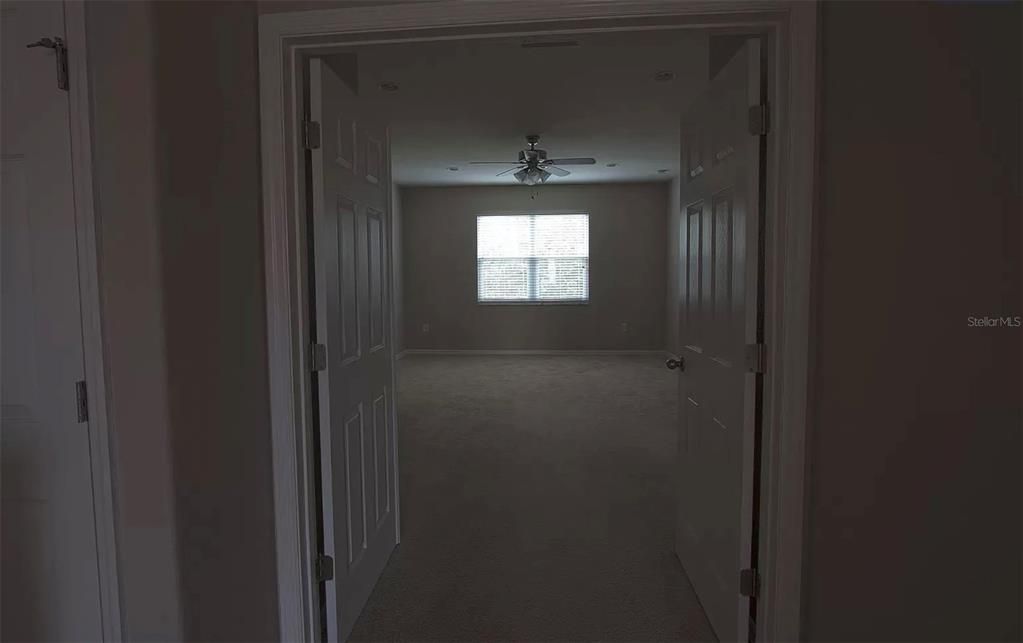 For Sale: $390,000 (4 beds, 3 baths, 2991 Square Feet)