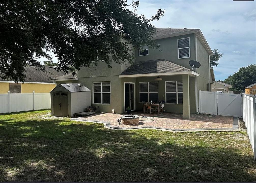 For Sale: $390,000 (4 beds, 3 baths, 2991 Square Feet)