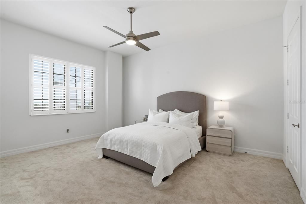 For Sale: $1,000,000 (3 beds, 3 baths, 2316 Square Feet)