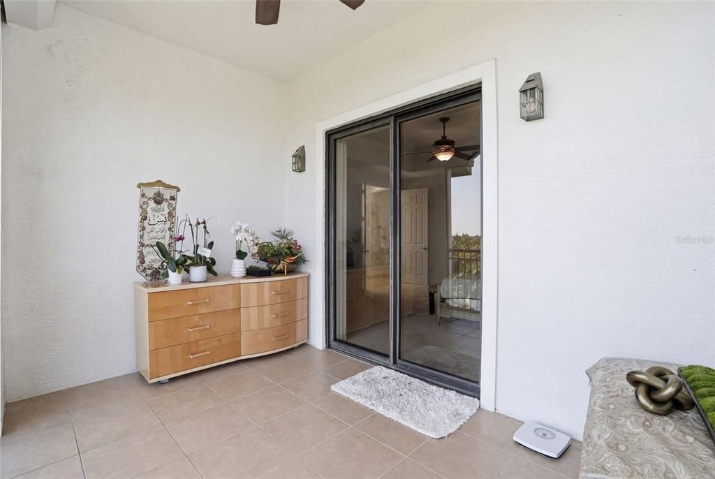 For Sale: $1,000,000 (3 beds, 3 baths, 2316 Square Feet)
