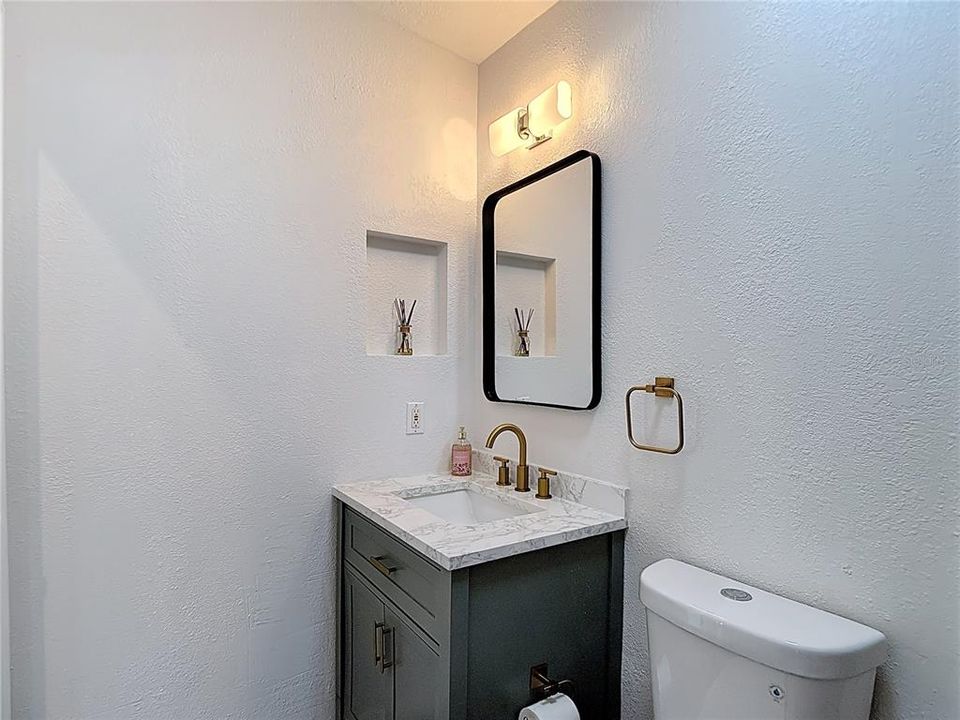 Activo con contrato: $310,000 (3 camas, 2 baños, 1344 Pies cuadrados)