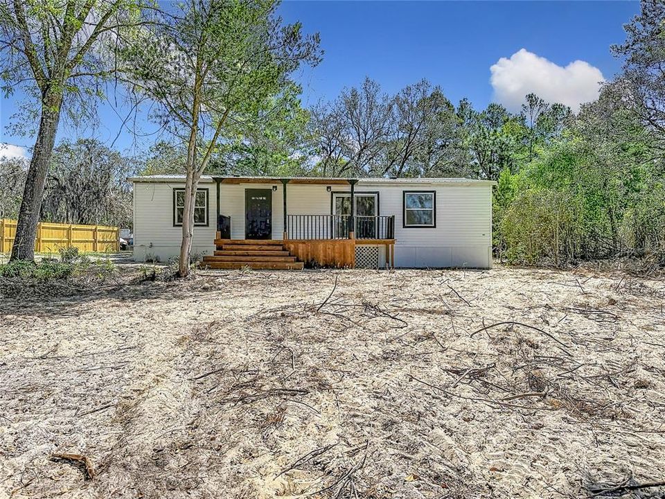 Activo con contrato: $310,000 (3 camas, 2 baños, 1344 Pies cuadrados)