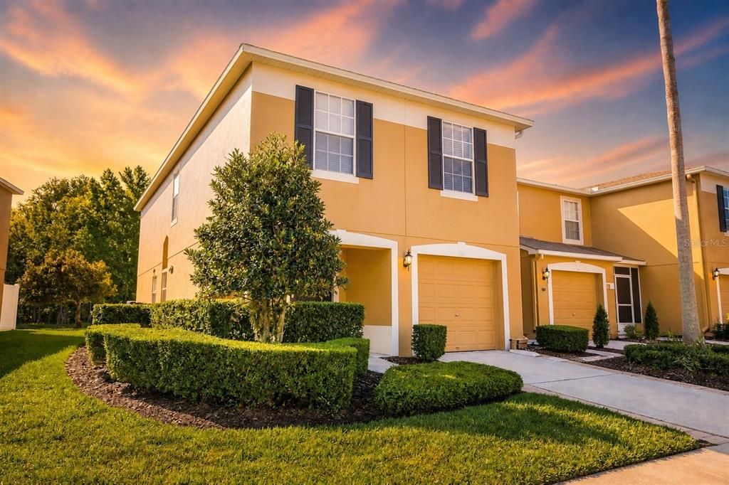 Active With Contract: $274,999 (3 beds, 2 baths, 1880 Square Feet)