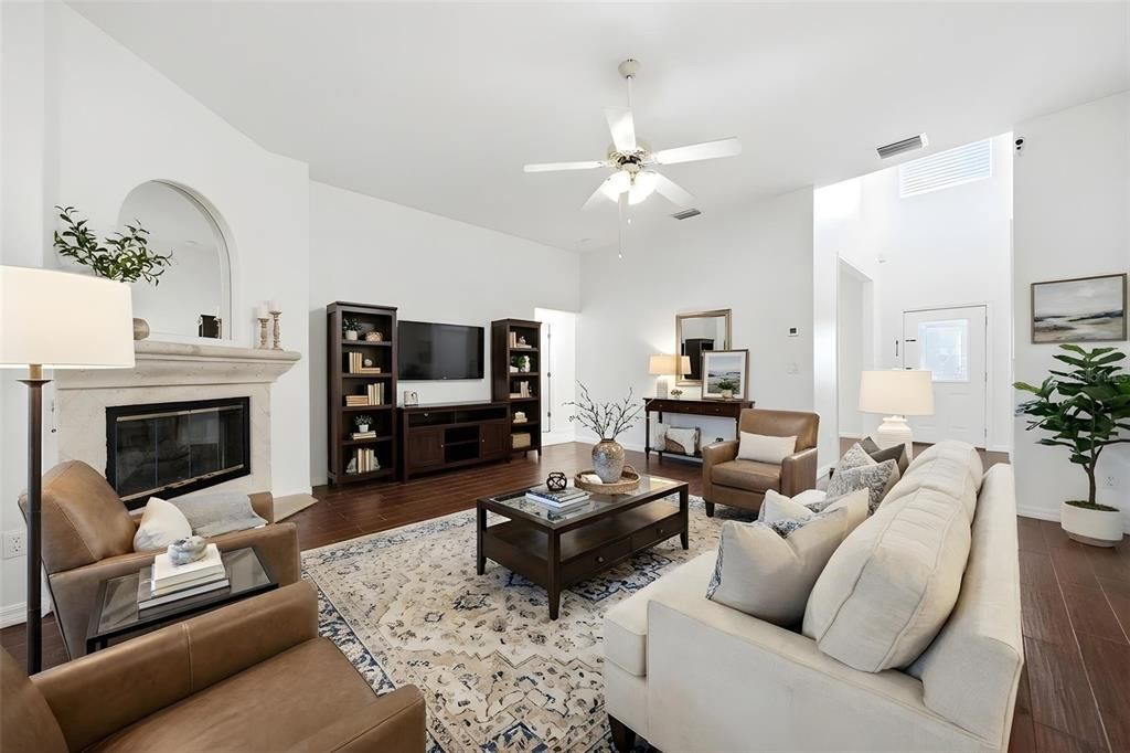 En Venta: $440,000 (3 camas, 2 baños, 2289 Pies cuadrados)