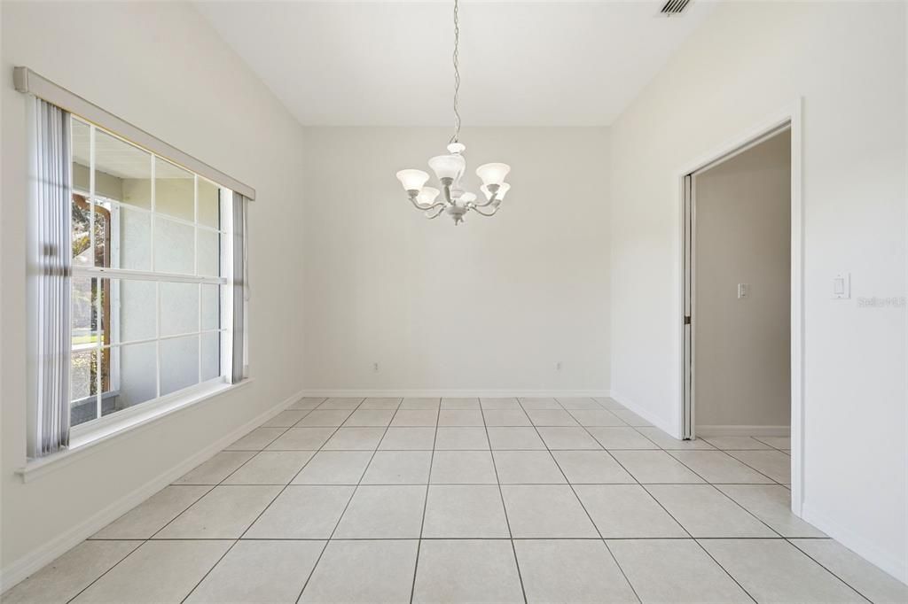 En Venta: $440,000 (3 camas, 2 baños, 2289 Pies cuadrados)