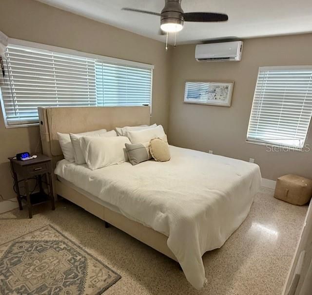 For Sale: $1,550,000 (3 beds, 2 baths, 1512 Square Feet)