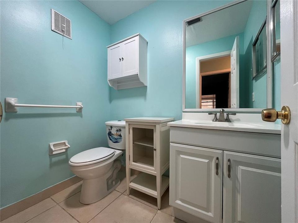 Activo con contrato: $85,000 (2 camas, 2 baños, 984 Pies cuadrados)