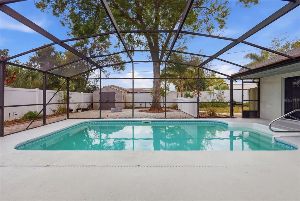 En Venta: $379,000 (3 camas, 2 baños, 1989 Pies cuadrados)