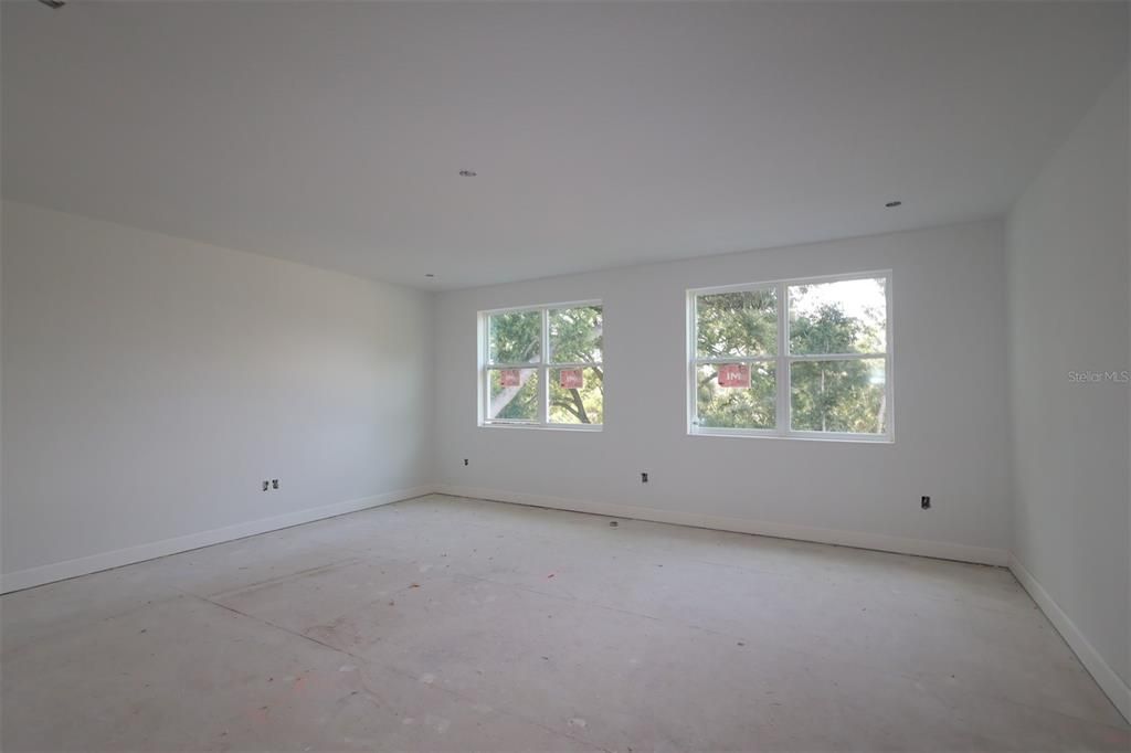 En Venta: $899,990 (4 camas, 3 baños, 4251 Pies cuadrados)