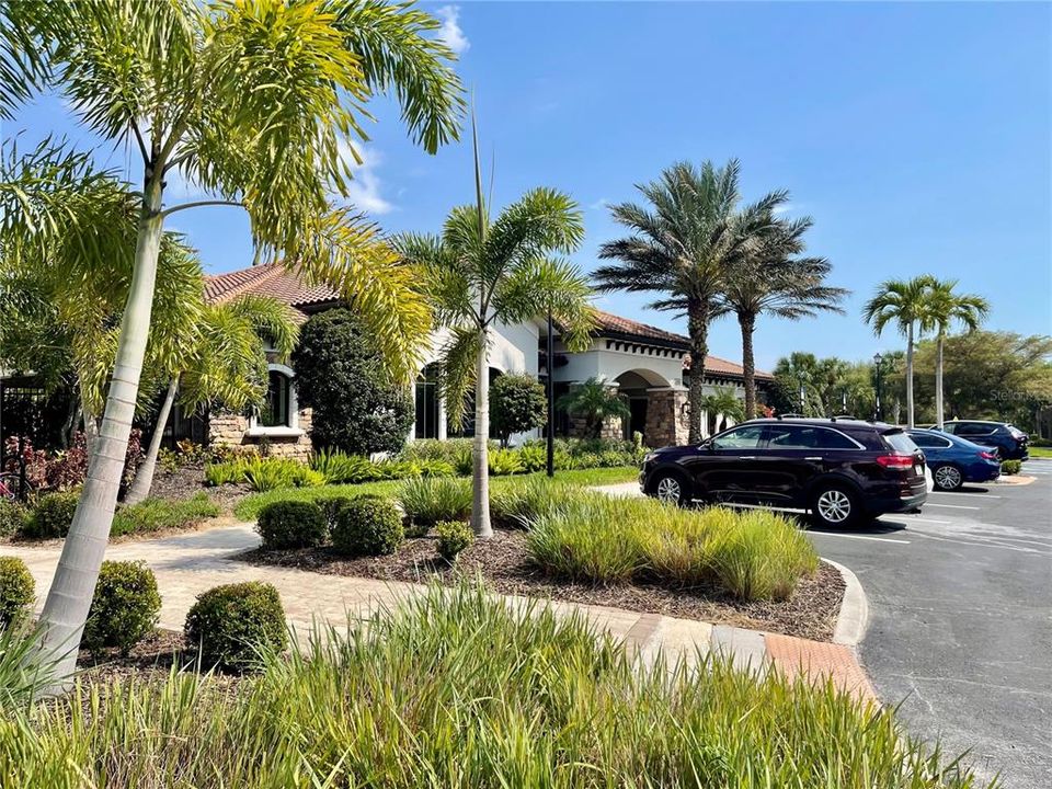 Active With Contract: $2,990 (3 beds, 2 baths, 1831 Square Feet)