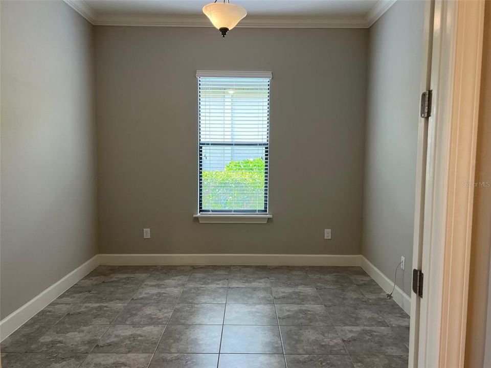 Active With Contract: $2,990 (3 beds, 2 baths, 1831 Square Feet)