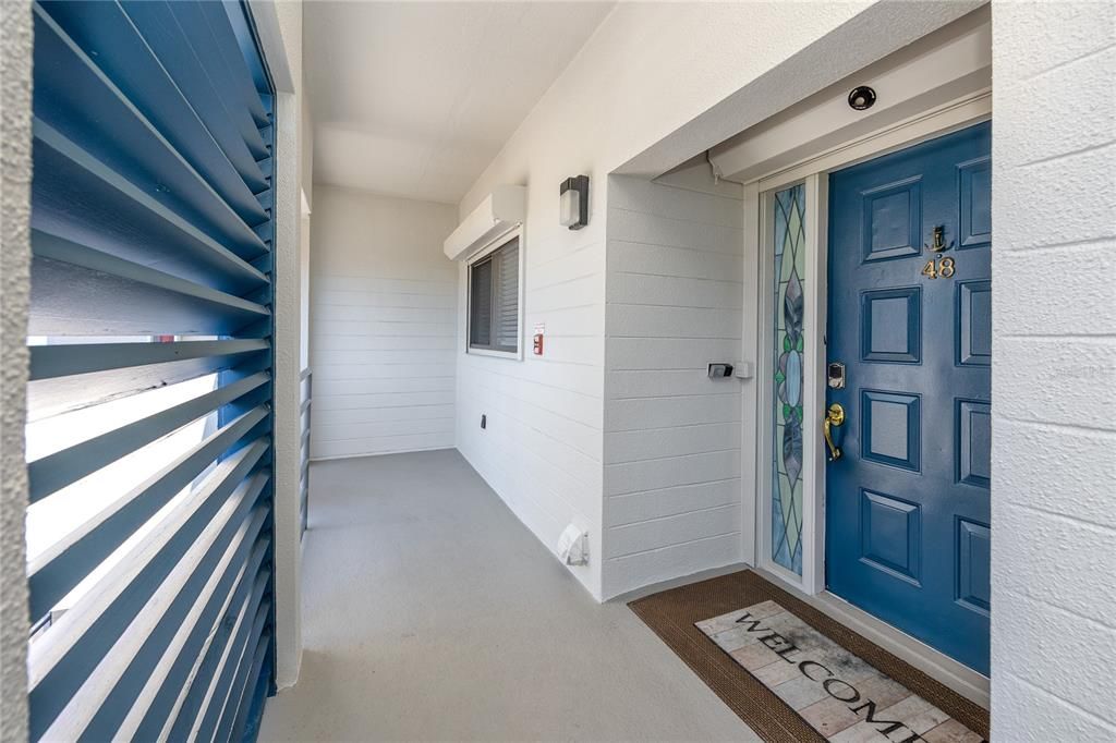 For Sale: $800,000 (2 beds, 2 baths, 1365 Square Feet)