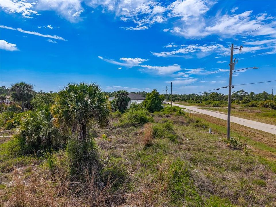 На продажу: $17,000 (0.23 acres)