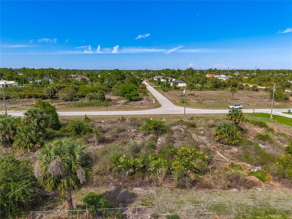 На продажу: $17,000 (0.23 acres)