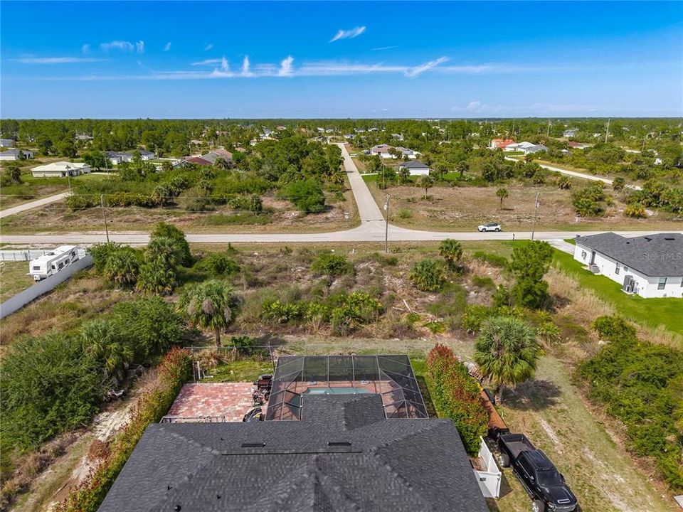 На продажу: $17,000 (0.23 acres)