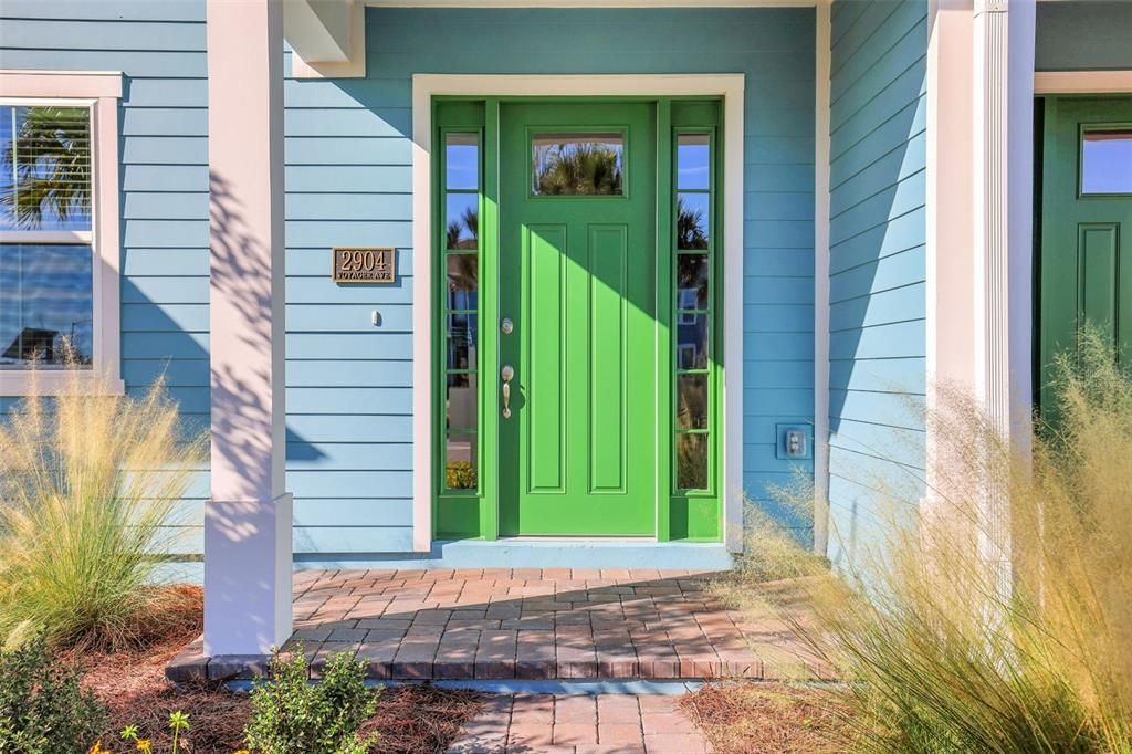 Active With Contract: $359,990 (3 beds, 2 baths, 1744 Square Feet)